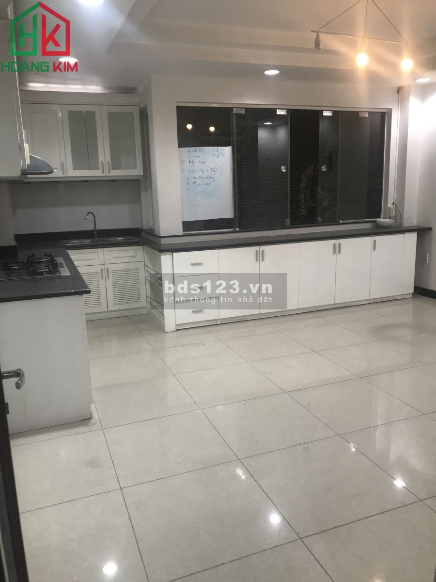 Cho thuê Nhà nguyên căn giá rẻ khu Vườn Hoa, P2 Phú Nhuận. 5x18m