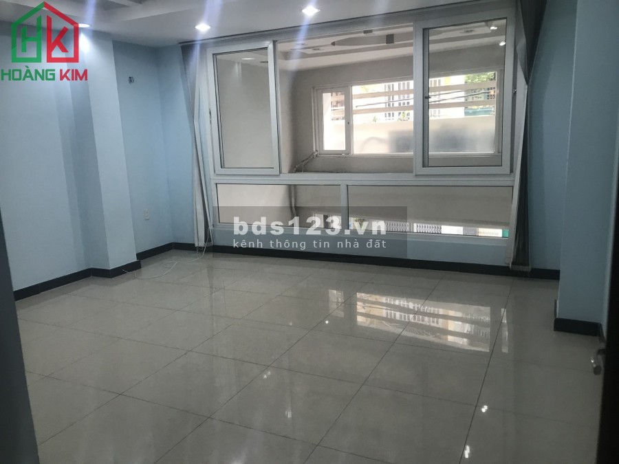 Cho thuê Nhà nguyên căn giá rẻ khu Vườn Hoa, P2 Phú Nhuận. 5x18m