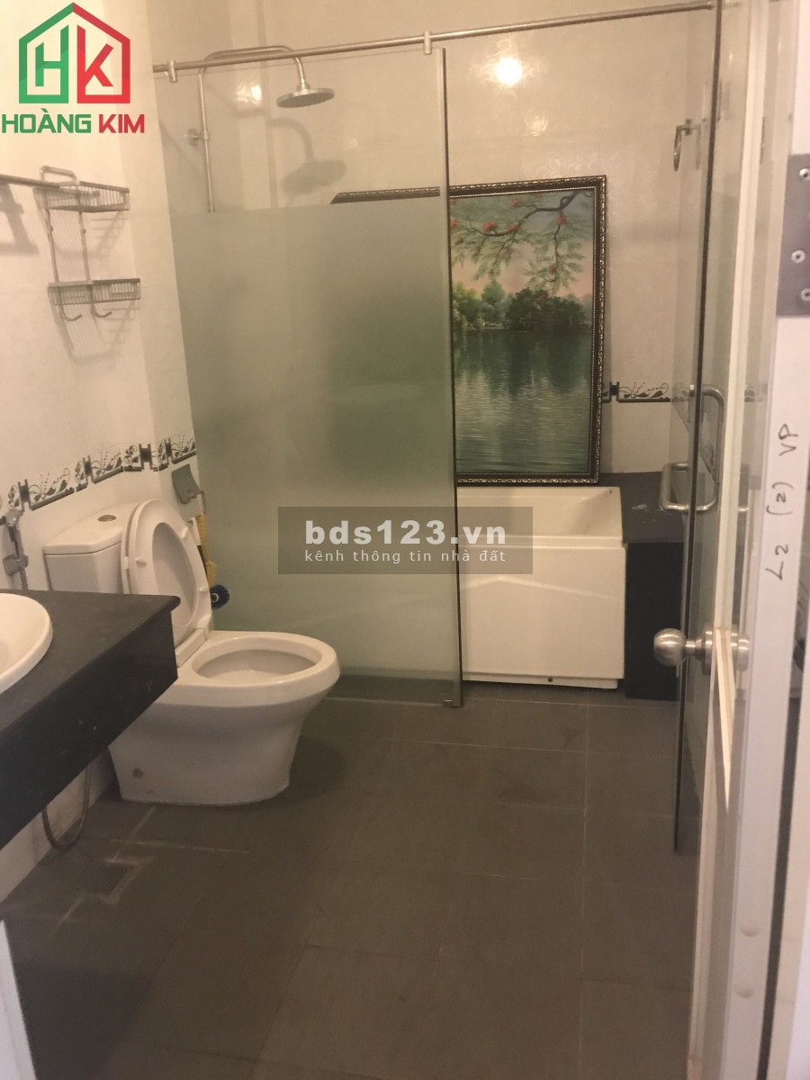 Cho thuê Nhà nguyên căn giá rẻ khu Vườn Hoa, P2 Phú Nhuận. 5x18m