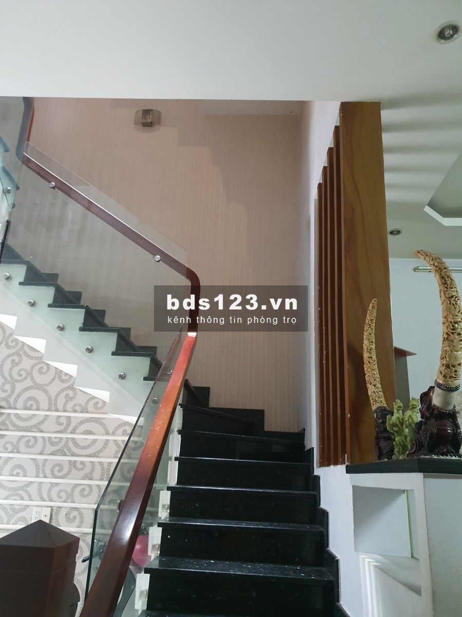 Cần cho thuê Phòng trọ trong nhà nguyên căn, quận 8, giá 3.5tr/tháng