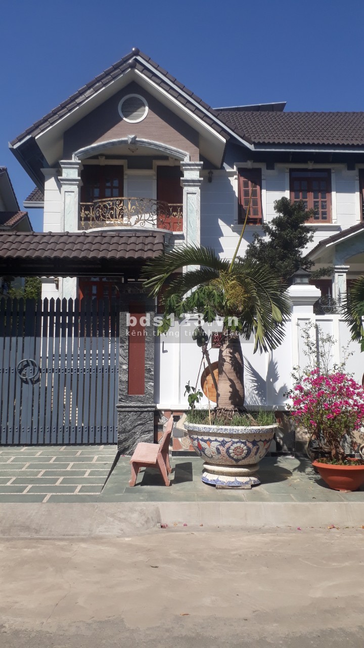 Bán biệt thự mặt tiền đường 27 Hiệp Bình Chánh quận Thủ Đức khu ven sông