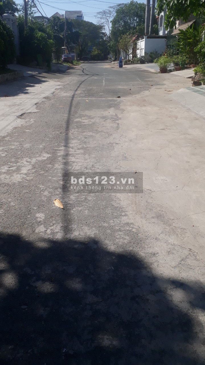 Bán biệt thự mặt tiền đường 27 Hiệp Bình Chánh quận Thủ Đức khu ven sông
