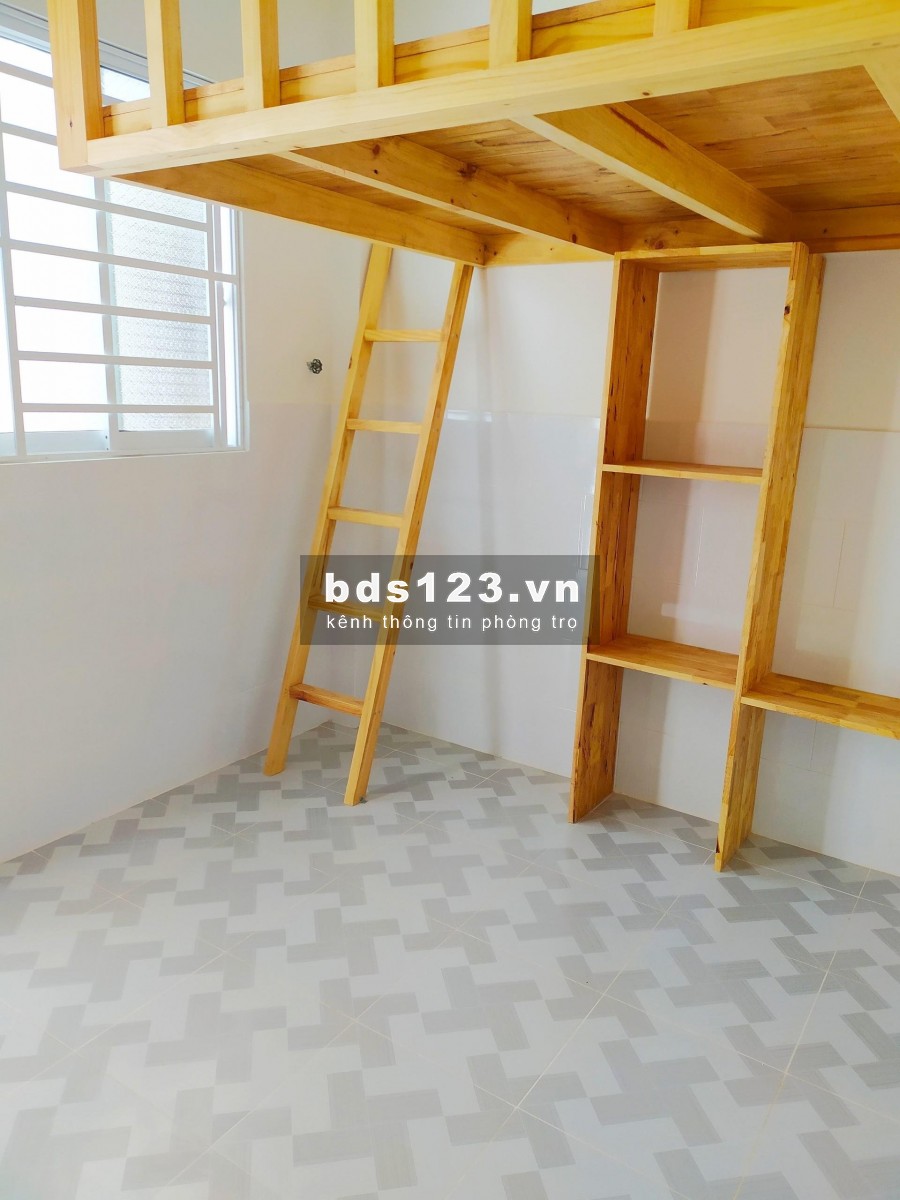 PHÒNG TÂN BÌNH GIÁ RẺ DT 30m2 THOÁNG MÁT