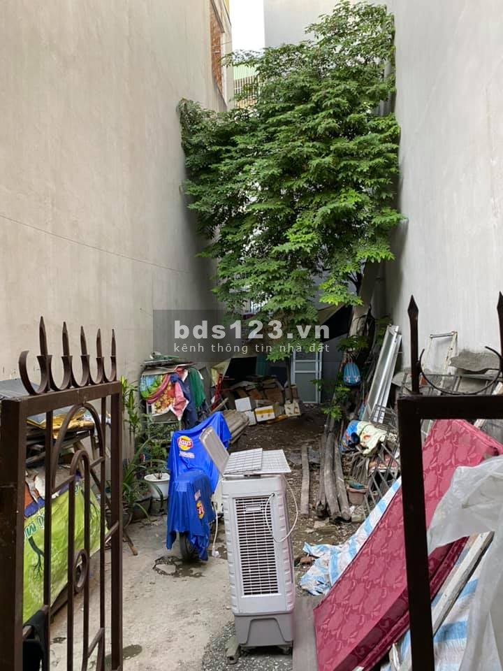 Bán 63m2 đất Yên Lãng, Ô tô, Phân lô, Gần phố.