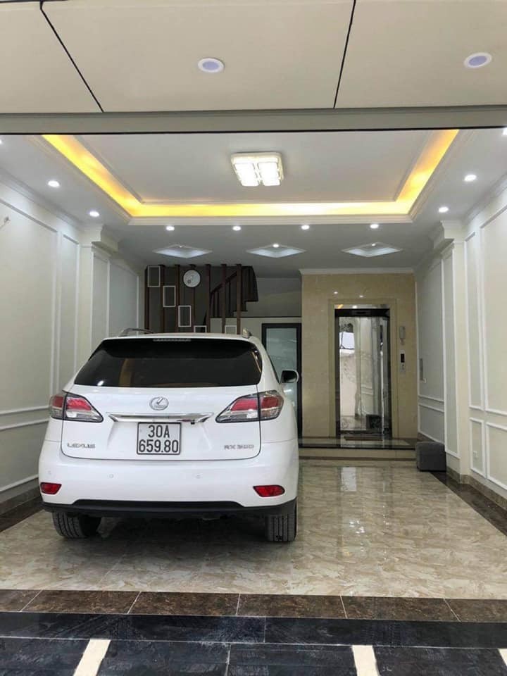 BÁN NHÀ NGUYỄN TRÃI 71M OTO TRÁNH KINH DOANH ĐỈNH VIEW ROYAL GIÁ NHỈNH 13 TỶ