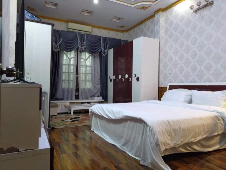 BÁN NHÀ NGUYỄN TRÃI 71M OTO TRÁNH KINH DOANH ĐỈNH VIEW ROYAL GIÁ NHỈNH 13 TỶ