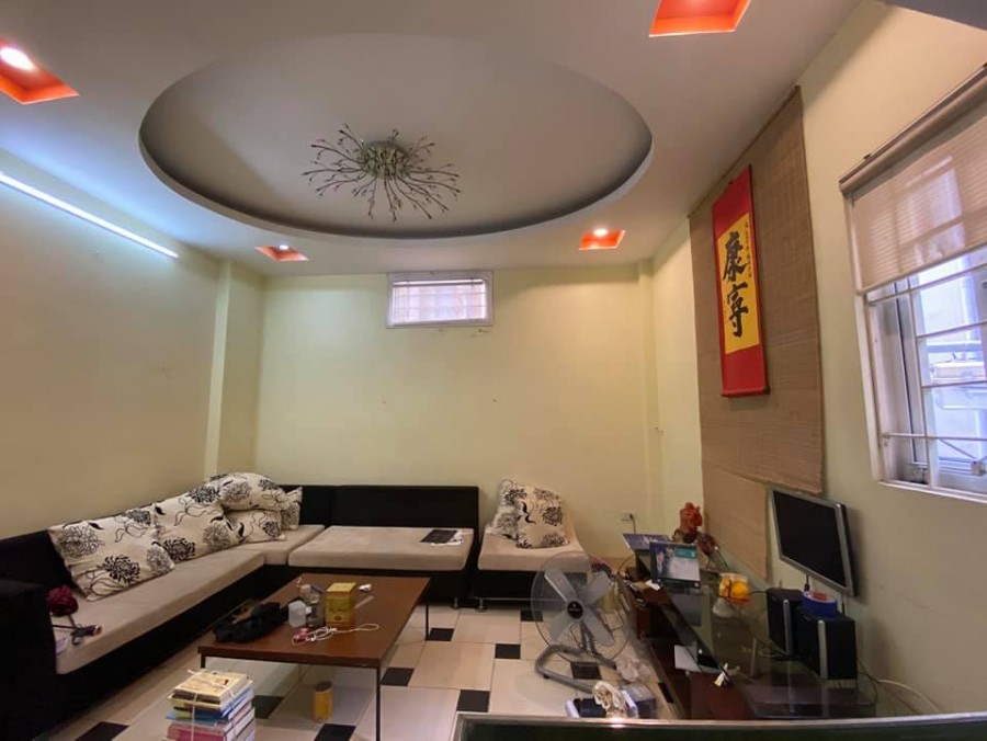 Bán Nhà 36m2 x 5 Tầng Lô Góc, Ô Tô Đỗ Cửa Thanh Xuân Chỉ 3.15 Tỷ.