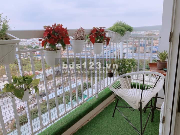 Bán căn hộ Moscow Tower 2 phòng ngủ DT 73m2 giá 1.94 tỷ
