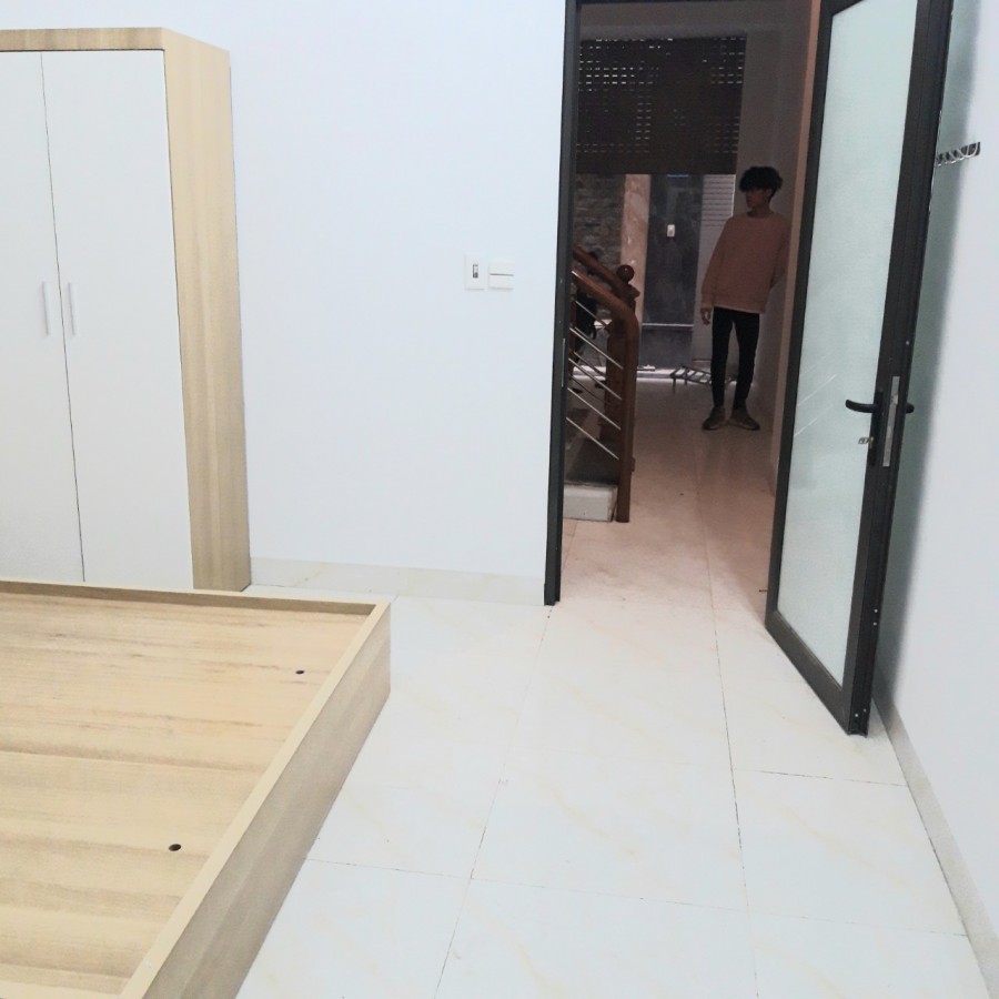 Cần tiền bán gấp nhà mới 5 tầng 8 phòng ngủ phố Vọng doanh thu cao