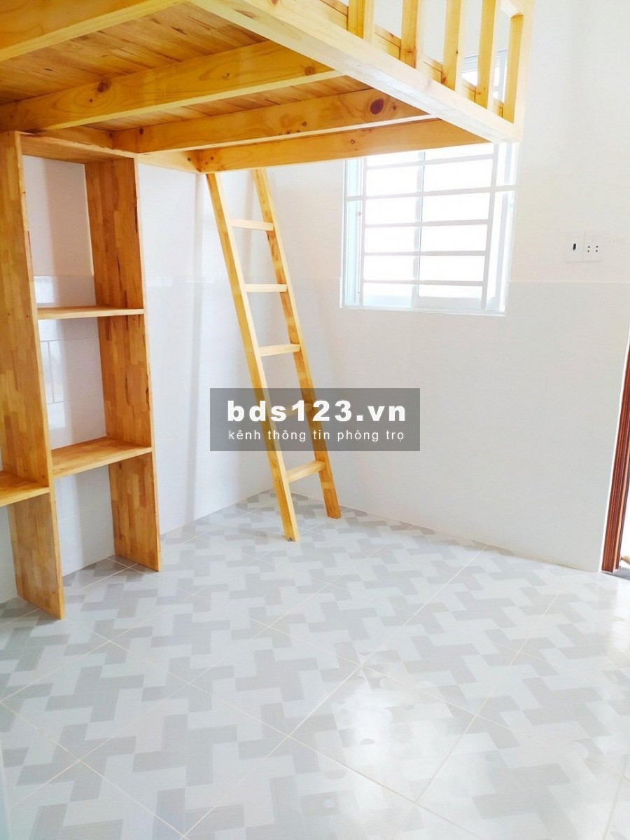 PHÒNG TÂN BÌNH GIÁ RẺ DT 30m2 THOÁNG MÁT