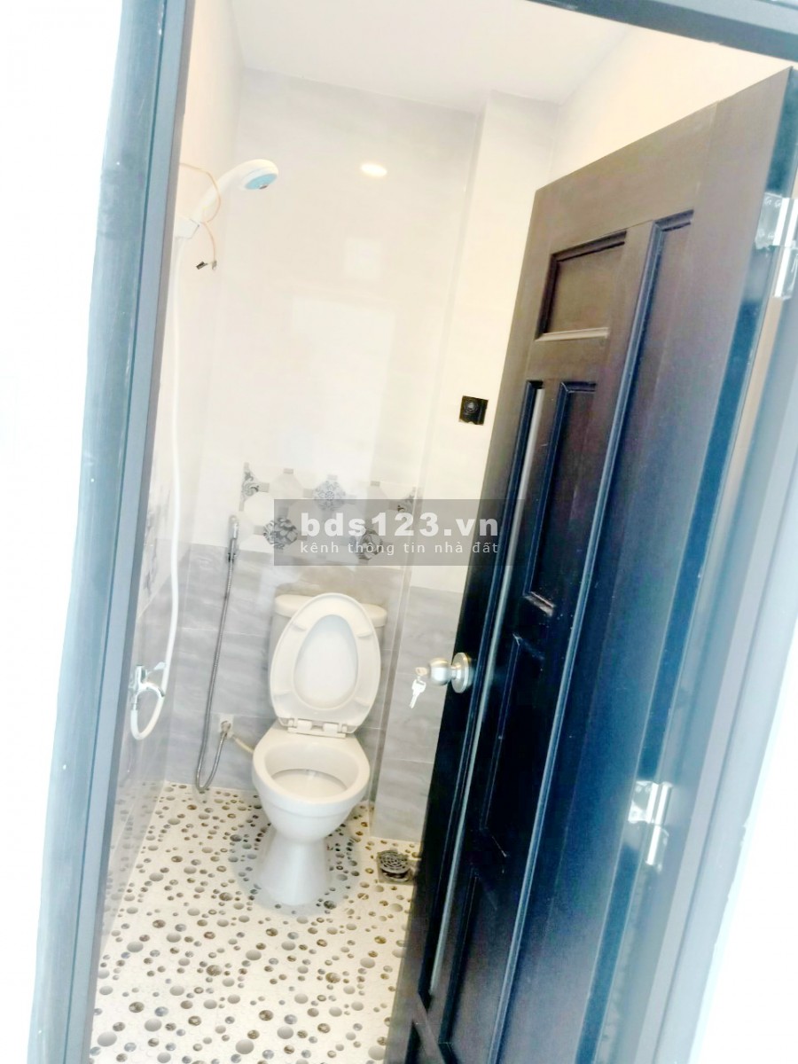 Cho thuê nhà nguyên căn Dương Bá Trạc Phường 1 Quận 8