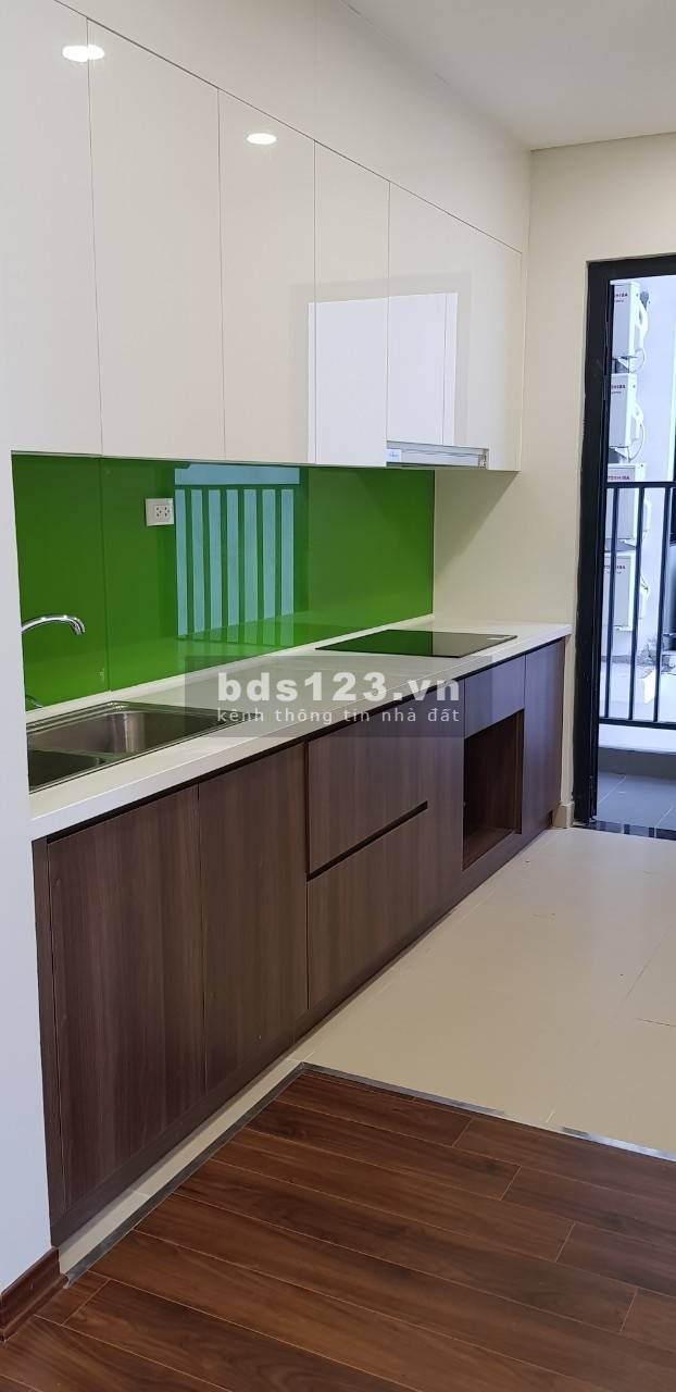 Nhà mình cho thuê căn hộ cc cao cấp tòa N01T1 khu ngoại giao đoàn. Có thể vào ở ngay