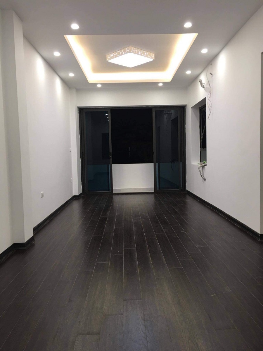 Biệt Thự Cù Chính Lan 115m2 - Phân Lô - Oto Vào Nhà - MT 5.6m - KD - Dân Chí Cao