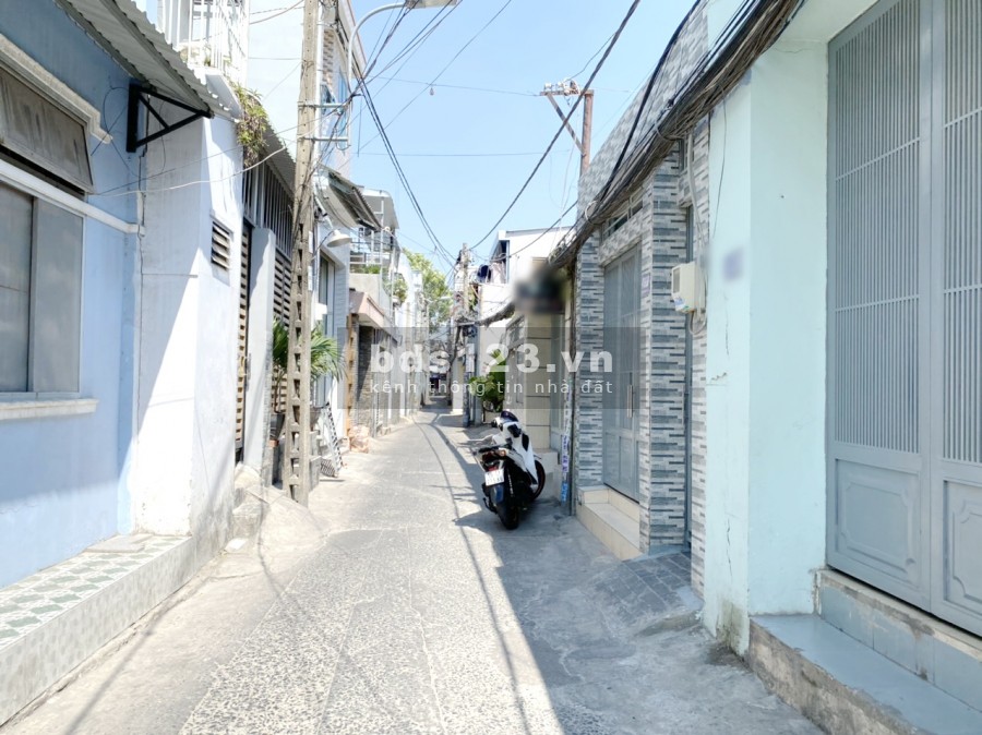 Nhà hẻm ôtô thông Bùi Minh Trực sang Phạm Thế Hiển Phường 6 Quận 8