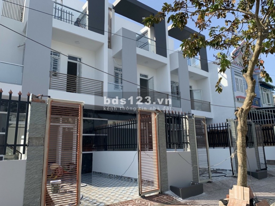 Bán nhà 5*20 đường Đinh Đức Thiện nối dài