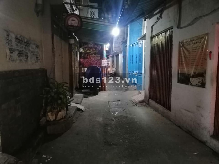 Quận 3 dt 33m2 ngang 4,5m Giá 3,5 tỷ 0901218895