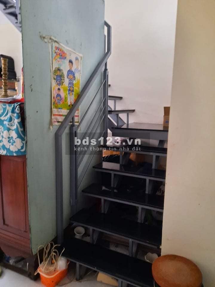 Quận 3 dt 33m2 ngang 4,5m Giá 3,5 tỷ 0901218895