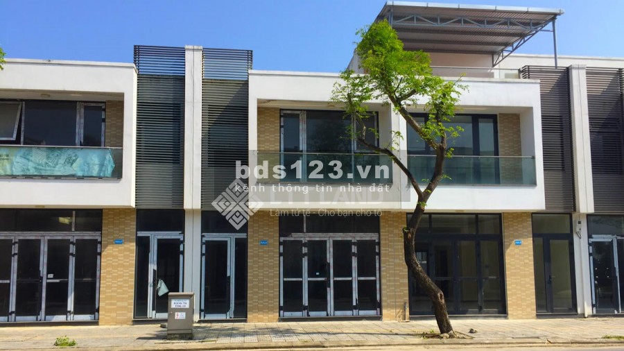 BÁN CĂN NHÀ THUẬN LỢI KINH DOANH BUÔN BÁN MỞ VĂN PHÒNG TRỤC SHOPHOUSE