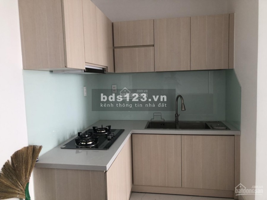 Cho thuê căn hộ tầng cao đang trống rộng 95m2, 2 PN, có nội thất, cc Jamona Heights cho thuê giá 12 triệu/tháng