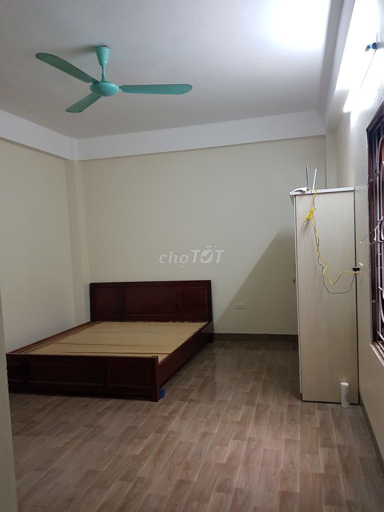 Cho thuê phòng có thang máy tại 91 Cầu Diễn, Phường Phúc Diễn, Quận Bắc Từ Liêm, Hà Nội