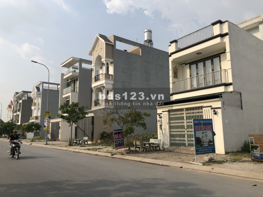 Bán đất liền kề KDC Tên Lửa gần Aeon Bình Tân, Giá Rẻ, Sổ Hồng Riêng