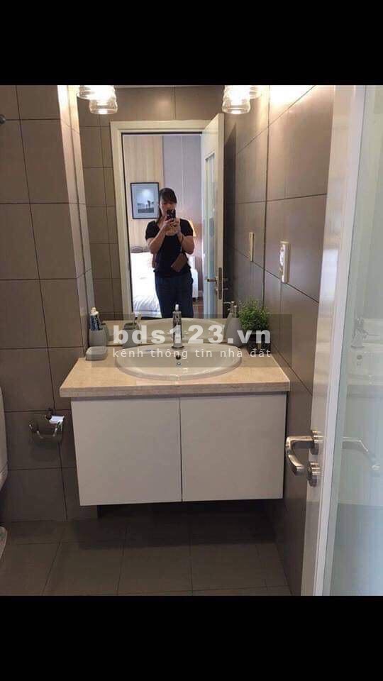 Cần bán căn góc 3 ngủ tại Goldmark City giá 2.8 tỷ bao phí.