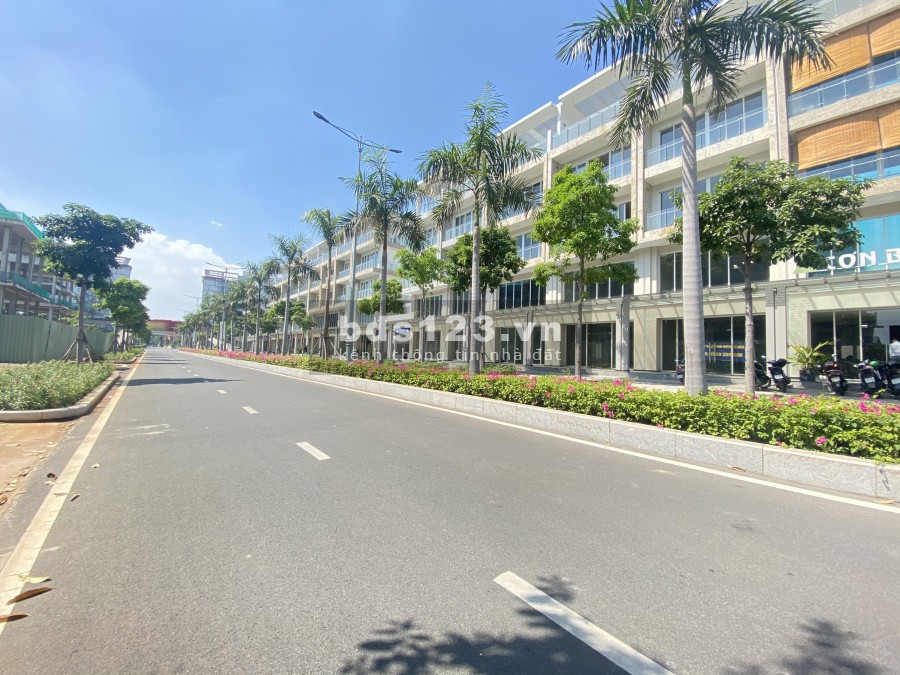 Cần cho thuê sàn shophouse khu Sari Town quận 2 giá thị trường
