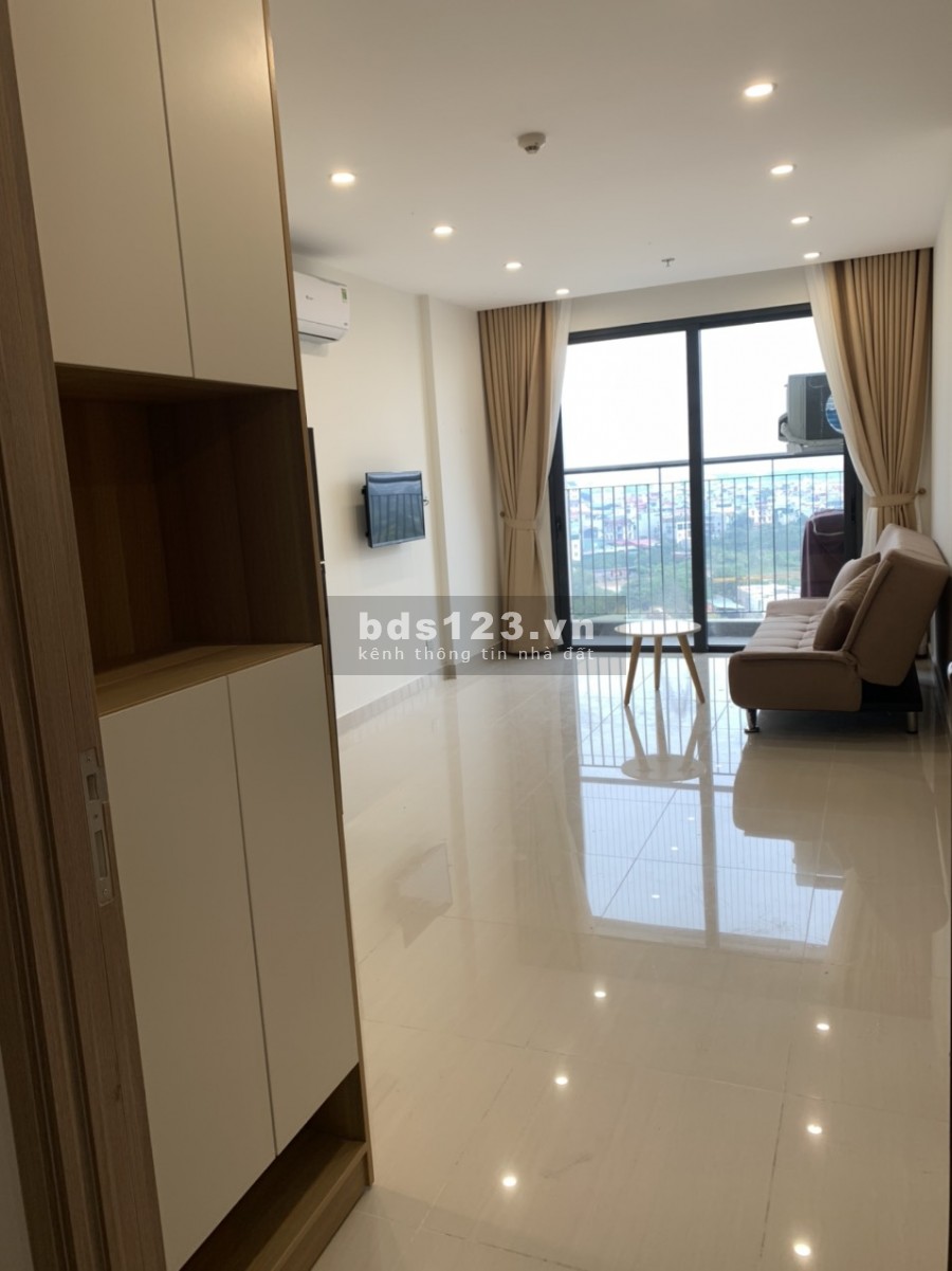 Chính chủ bán căn 2 ngủ, CC Vinhomes Smart City, 69m, giá 2.16 tỷ