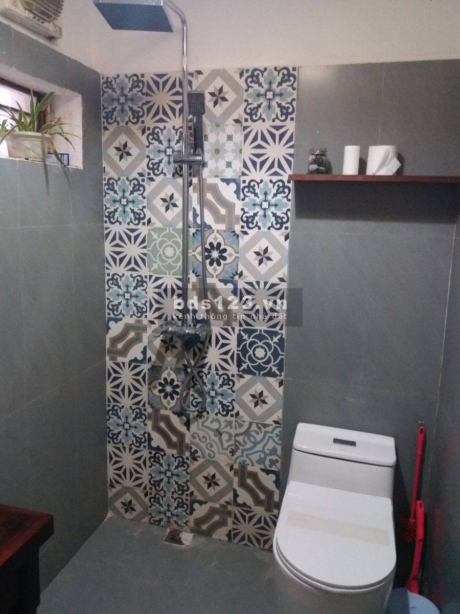 Cho thuê tập thể 16 Trần Hưng Đạo 2 ngủ full 7.5 triệu. Lh 0377983070