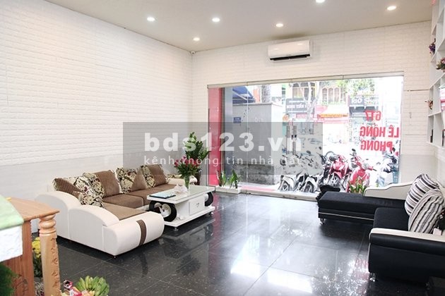 Nhà cho thuê đường Lê Hồng Phong, Q10 (5.5x 12m) nhà mới đẹp, KD liền