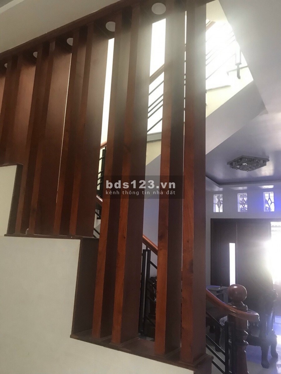 Bán nhà mặt tiền đường số 6 Hiệp Bình Phước quận Thủ…