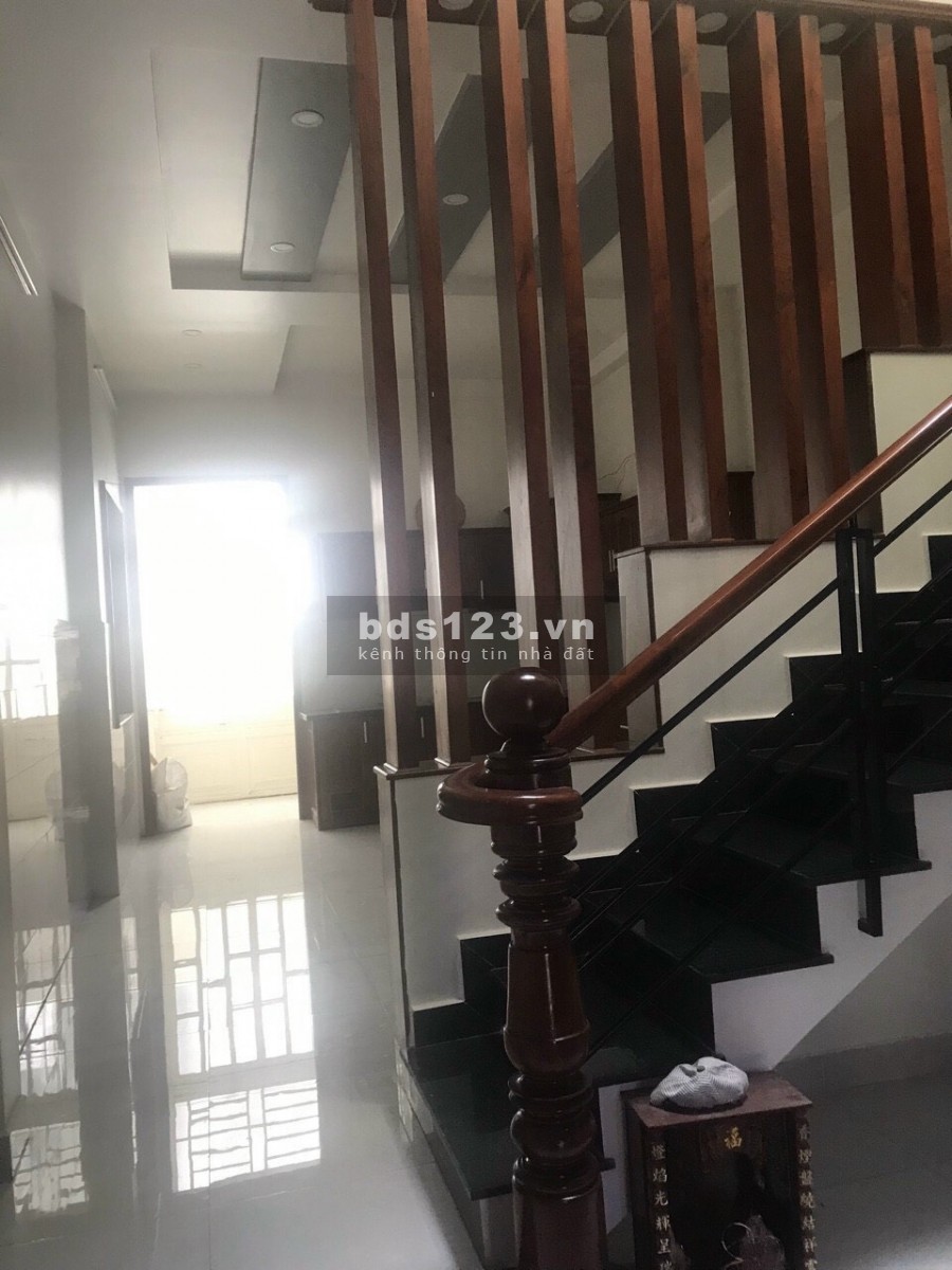 Bán nhà mặt tiền đường số 6 Hiệp Bình Phước quận Thủ…