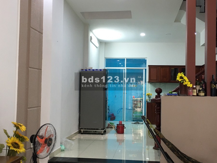 Bán GẤP nhà HXH 493 Lê Đức Thọ, P16, Gò Vấp, 4.5x14m, 1 trệt, 2 lầu, ST, 5.7 tỷ
