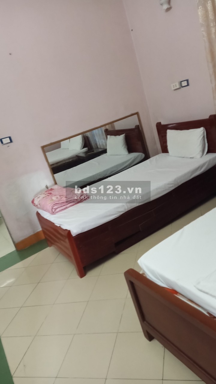 Bán nhà nghỉ đang kinh doanh tốt, 5 tầng, 19 phòng nghỉ, cực đẹp, giá sốc: lh 0835459289