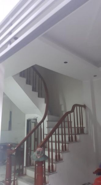 Bán nhà Lĩnh Nam 40m2, xây mới 4 tầng, giá 2,25 tỉ