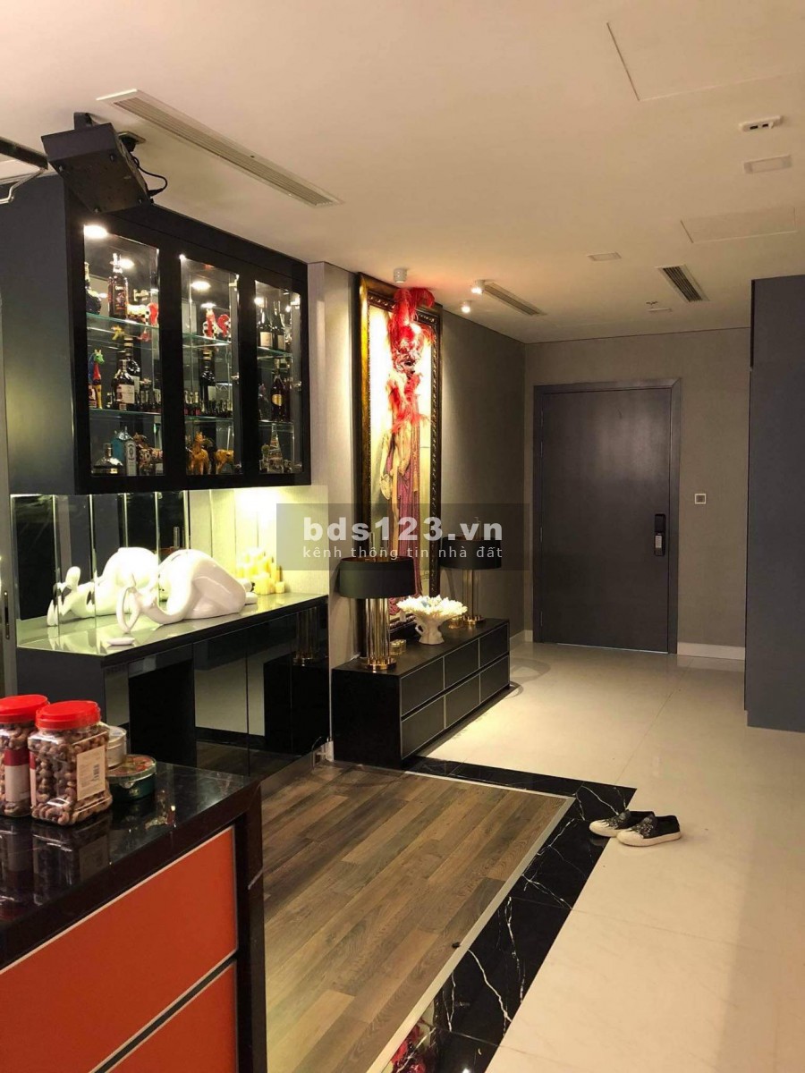 Cần cho thuê căn hộ 2 phòng ngủ Vinhomes Landmark 81 Nội thất cao cấp dt 88m2