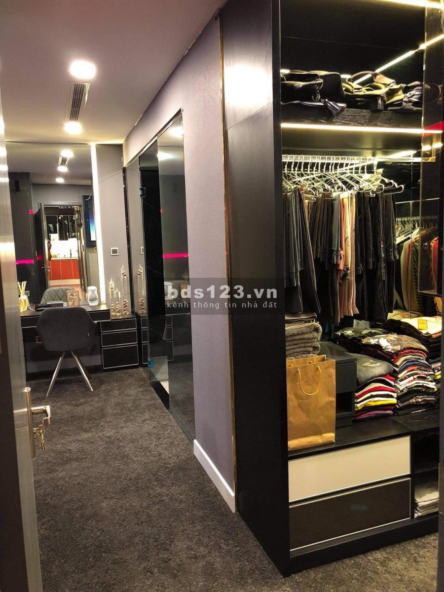 Cần cho thuê căn hộ 2 phòng ngủ Vinhomes Landmark 81 Nội thất cao cấp dt 88m2
