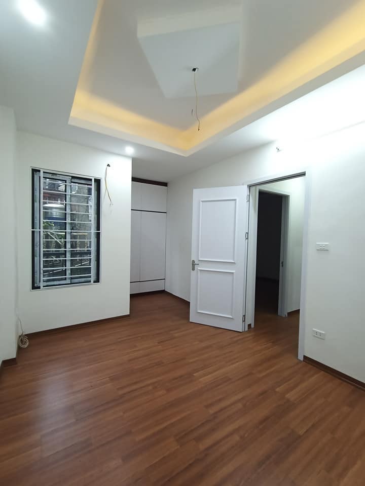CÁCH 1 NHÀ RA PHỐ TRƯƠNG ĐỊNH, 45M, 5T, 4.3 TỶ. MỚI, RẺ , ĐẸP, Ở NGAY.