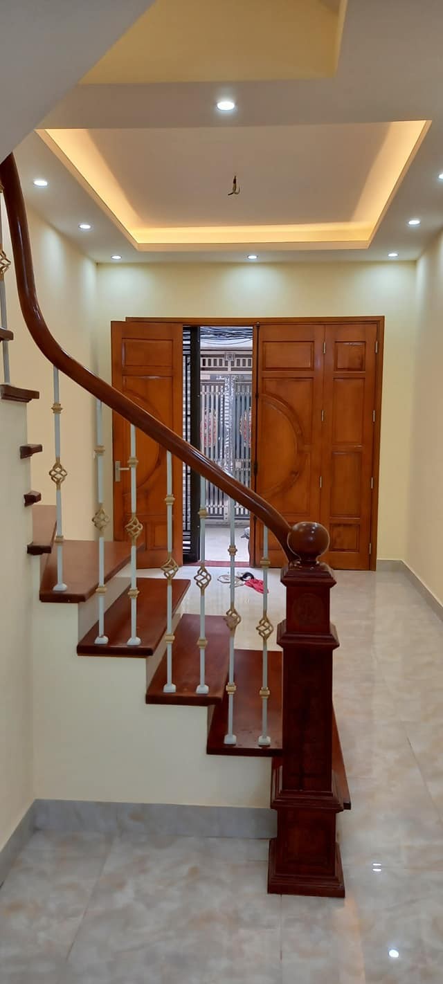 Bán Nhà Tô Vĩnh Diện 40m2 Gần Phố Nhà Đẹp Ngõ Rộng Thoáng Nội Thất Sịn Sò