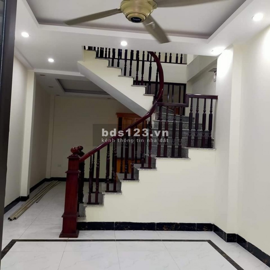 NHÀ MỚI VỀ Ở LUÔN TÂN TRIỀU THANH XUÂN 35M2 MT 3.5M GIÁ 2.7 TỶ