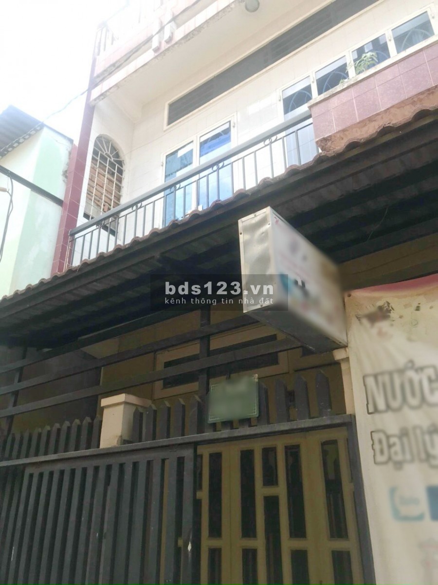 Nhà (4.9*10m/2lầu/ST) hẻm 617 Ba Đình P9 Q8