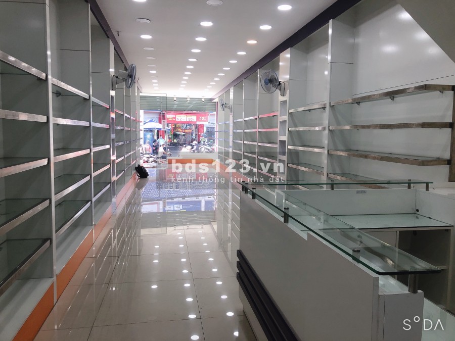 Cho thuê mặt bằng lê văn việt sầm uất nhất quận 9
