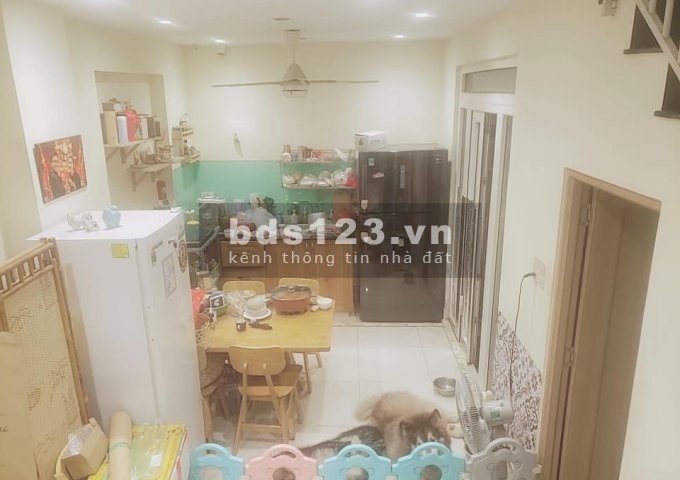 Bán nhanh nhà 3 tầng Ngô Gia Tự, P.9, Q.10 dtsd 38m2 5.4 tỷ TL