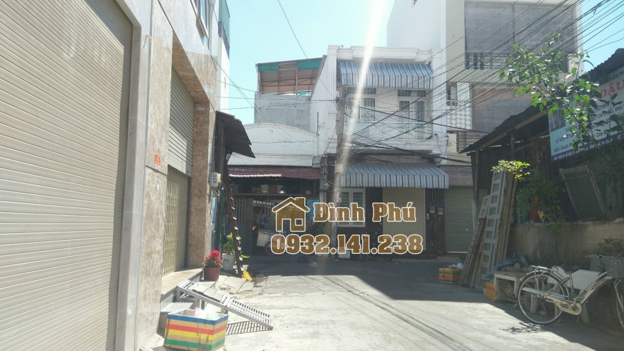 Bán nhà HXT 8m đường Lê Sát, Tân Quý, Tân Phú DT: 4.1x17 giá 5.5 Tỷ