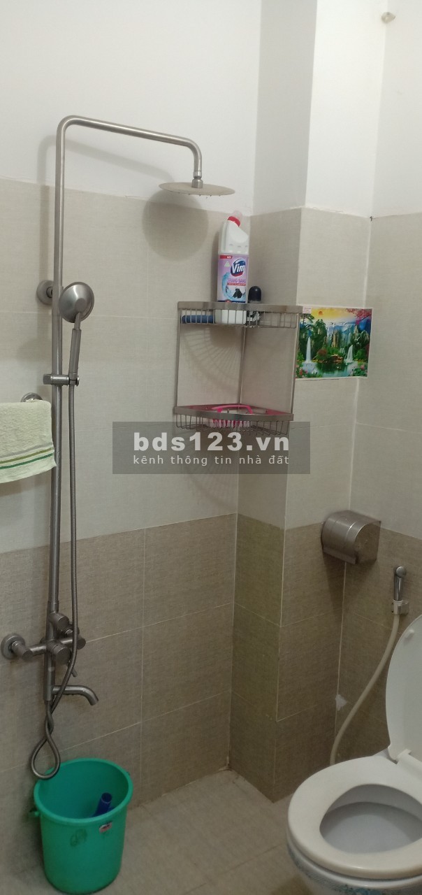 Nhà Dĩ An giáp Thủ Đức bán gấp