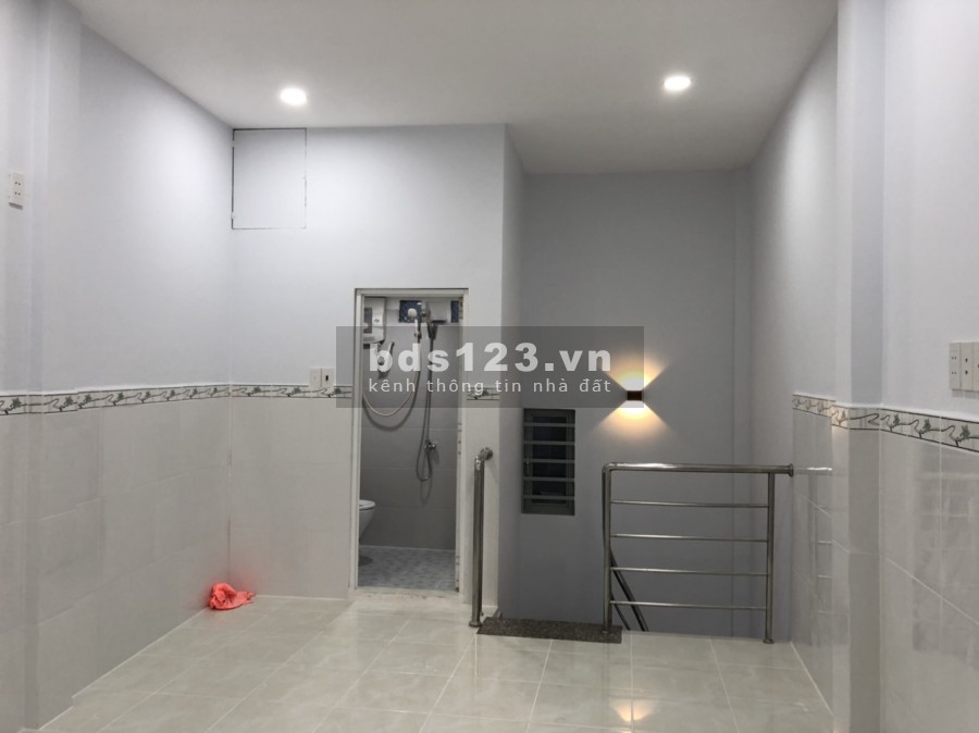 Bán nhà đường Đồng Xoài phường 13 quận Tân Bình giá 2 tỷ 250tr