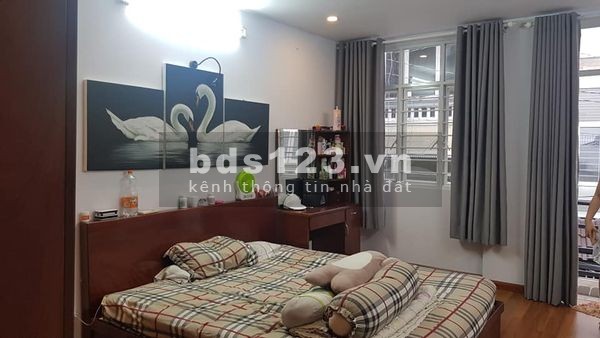 Bán nhà hẻm 483 Lê Văn Sỹ, Quận 3, Dt 52m 4x13m, TL 6,7 tỷ.