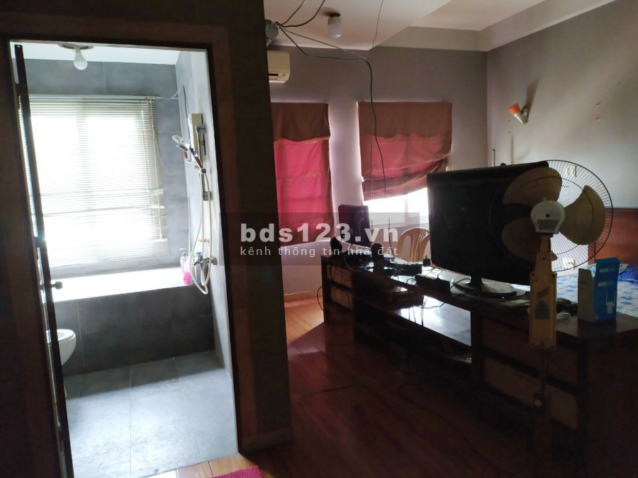 Cho thuê nhà 2lầu/ST, 2 mặt tiền đường Trần Thị Ngôi P4 Q8