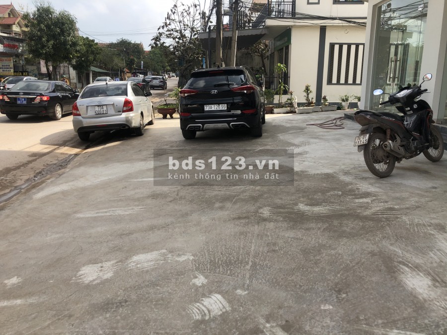 Cho thuê mặt bằng 2 mặt tiền Tôn Đức Thắng