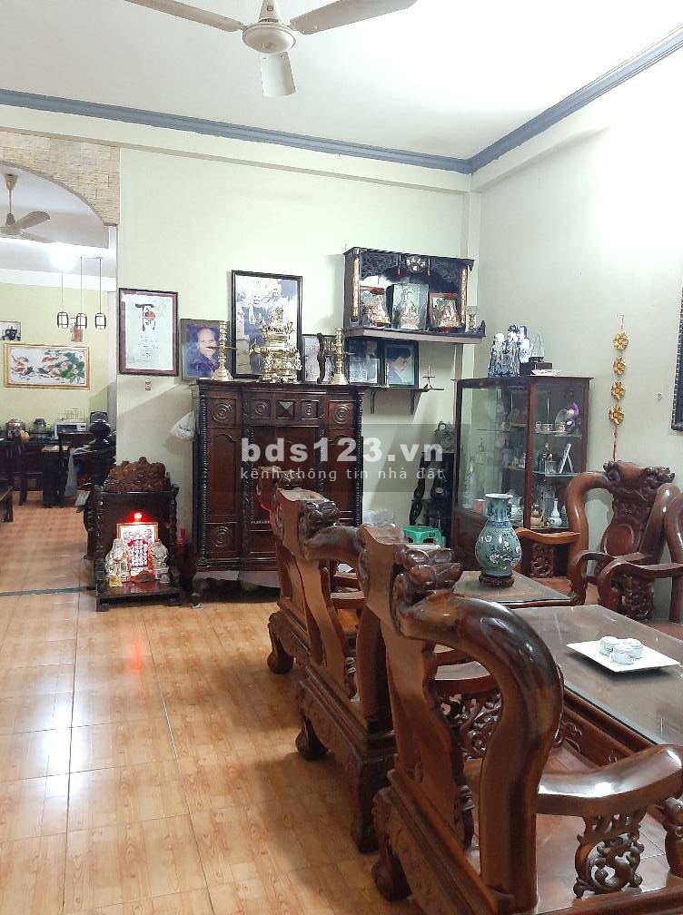 Đường Ba Tháng Hai Quận 10 HXH 4 tầng 5PN Tặng nội thất Giá 8 tỷ